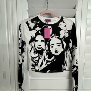 Black and White Graphic Long Sleeve Top